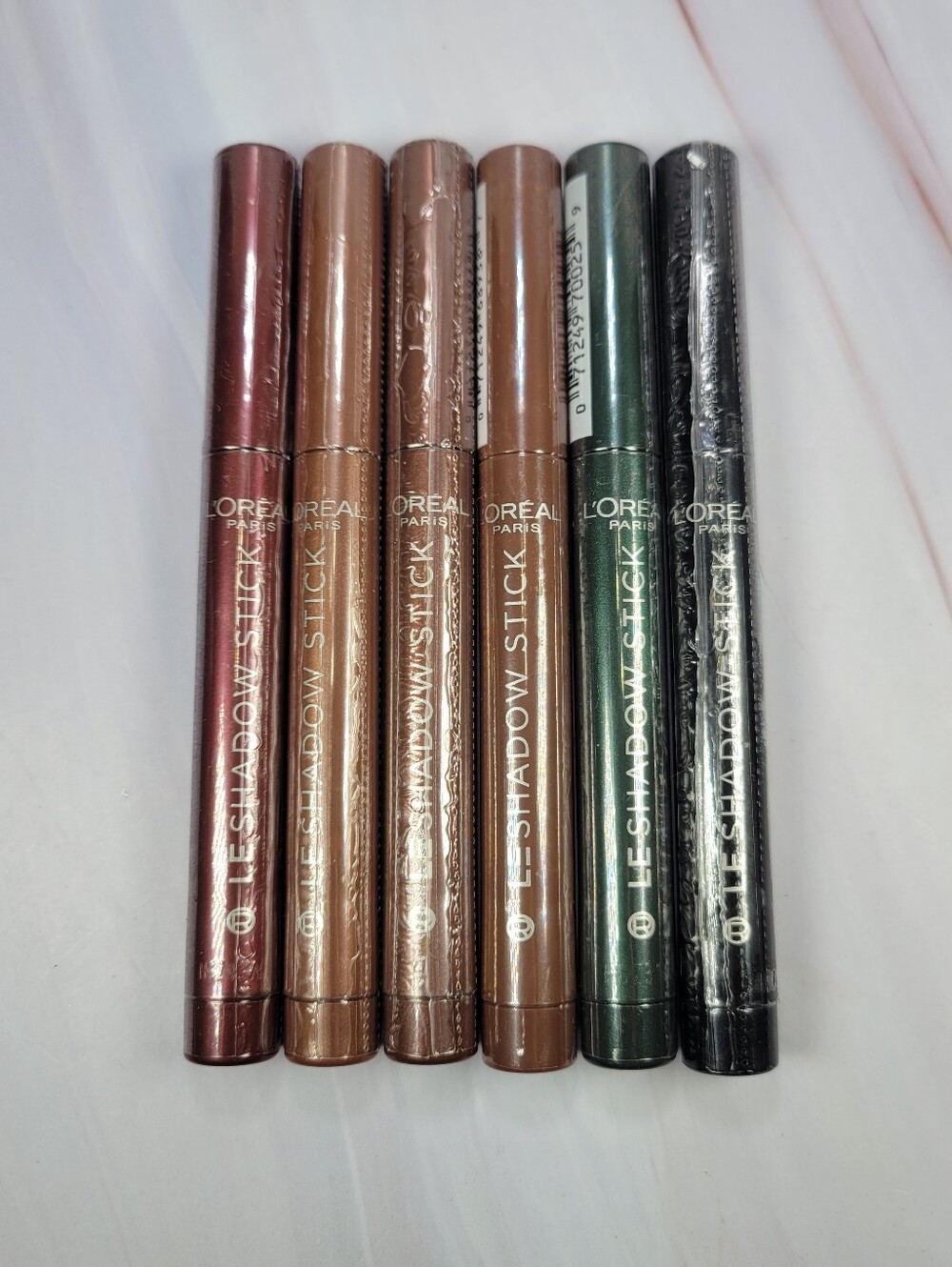 L'Oreal Paris Le Shadow Stick Eyeshadow Stick Bundle NEW!